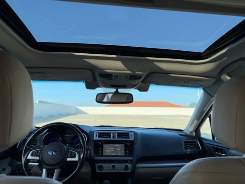 Used 2016 Subaru Outback 3.6R Limited image 19