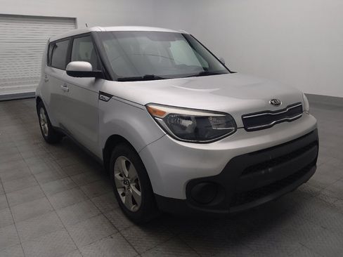 Used 2018 Kia Soul FWD image 13