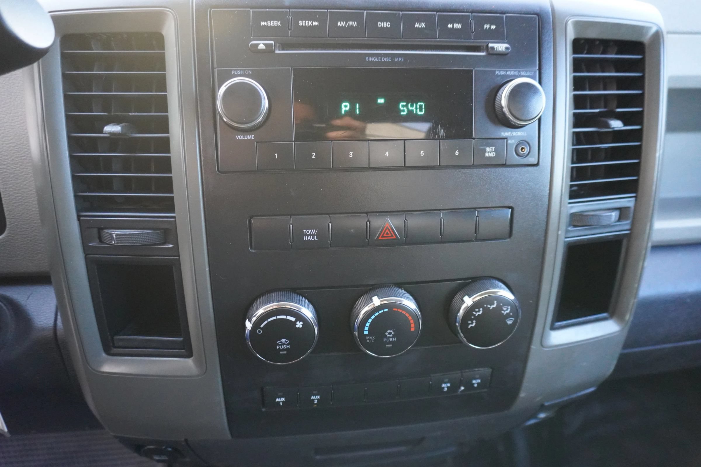 Used 2011 RAM 3500 ST RWD image 13