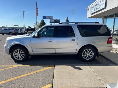 Used 2015 Ford Expedition EL Limited w/ Equipment Group 301A AWD/4WD image 3