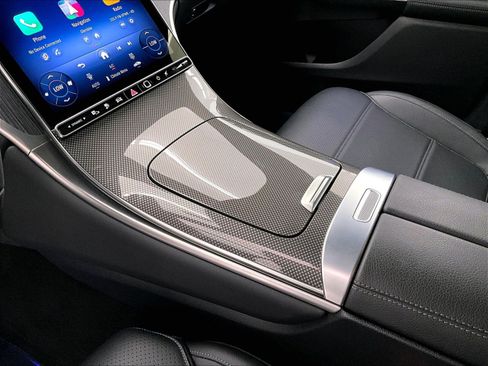 Certified 2025 Mercedes-Benz GLC 350e 4MATIC image 15