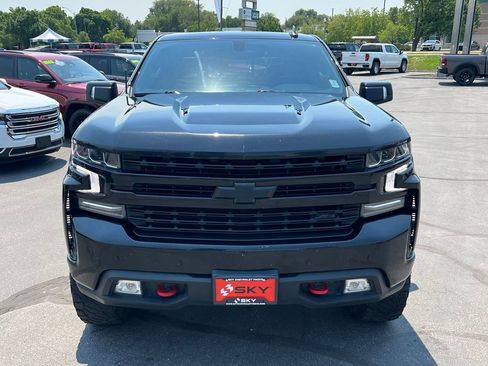 Used 2022 Chevrolet Silverado 1500 LT Trail Boss w/ LT Trail Boss Premium Package AWD/4WD image 4