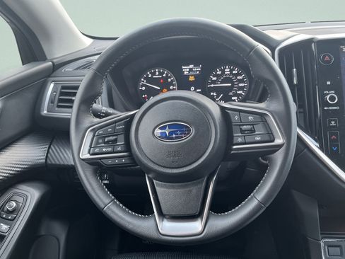 Used 2024 Subaru Ascent Premium w/ Convenience Package image 26