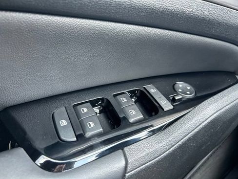 Used 2023 Kia Sportage EX FWD image 15