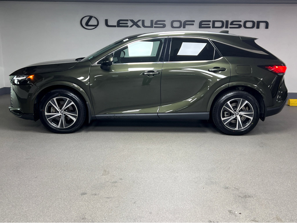 Used 2023 Lexus RX 350 Premium Plus w/ Accessory Package AWD/4WD image 4