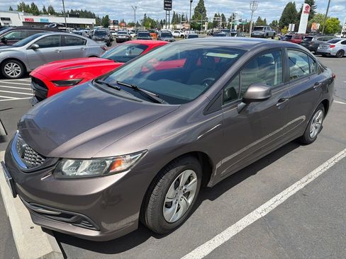 Used 2013 Honda Civic LX image 4