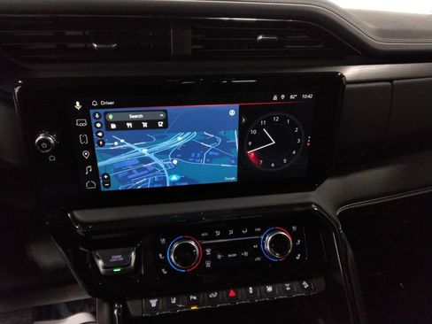 Used 2024 GMC Sierra 2500 AT4X image 22