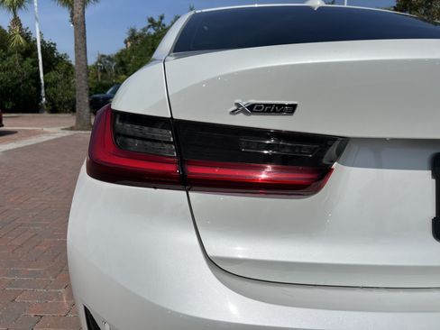 Used 2020 BMW 330i xDrive Sedan w/ Premium Package AWD/4WD image 42