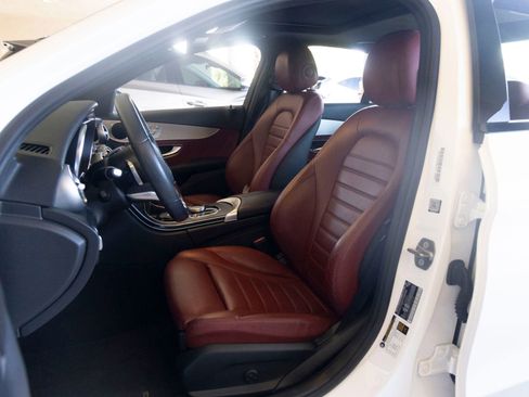 Used 2019 Mercedes-Benz C 300 Sedan image 13