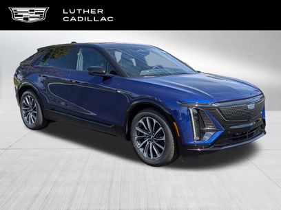 New 2027 Cadillac Lyriq Sport w/ LPO, Floor Liner Package