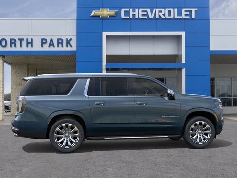 New 2026 Chevrolet Suburban Premier w/ Sun And Tow Package image 5