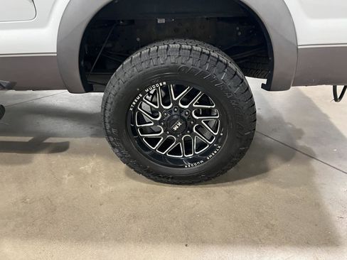 Used 2014 Ford F350 Lariat w/ Lariat Ultimate Package image 41