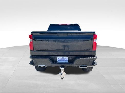 Used 2025 Chevrolet Silverado 1500 RST w/ Convenience Package II AWD/4WD image 5