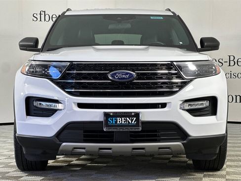 Used 2020 Ford Explorer XLT w/ Equipment Group 202A image 9