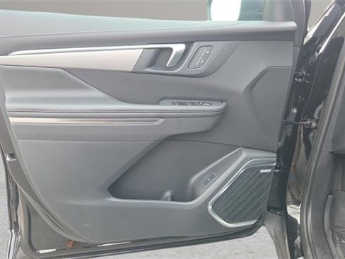 New 2026 Buick Enclave Preferred w/ LPO, Floor Liner Package image 67