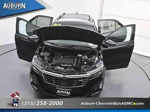 Used 2023 Chevrolet Equinox RS AWD/4WD image 35