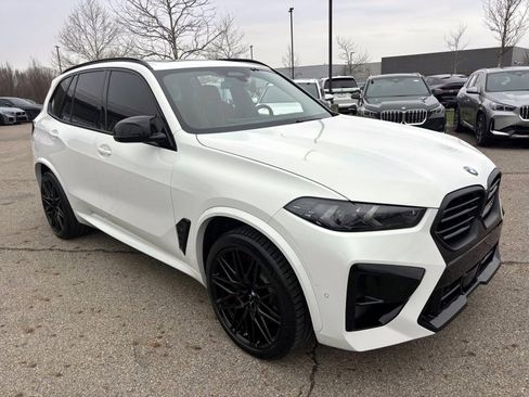 Used 2025 BMW X5 M Competition w/ Executive Package image 3