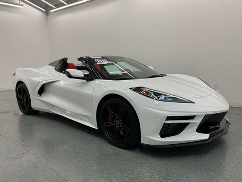 Used 2024 Chevrolet Corvette Stingray Preferred Conv w/ Z51 Performance Package RWD image 8