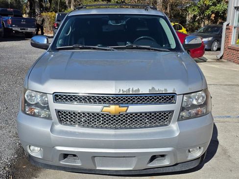 Used 2013 Chevrolet Avalanche LTZ image 7