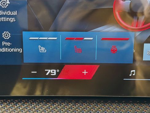 New 2026 BMW XM Label Red image 24