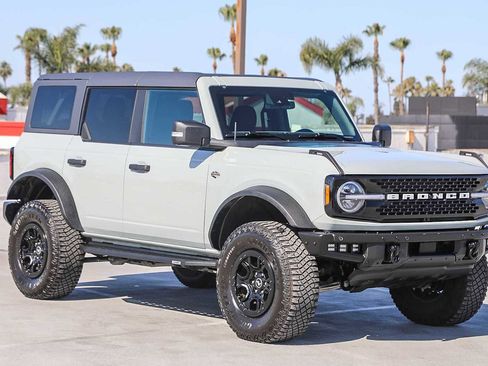 Used 2022 Ford Bronco Wildtrak AWD/4WD image 4