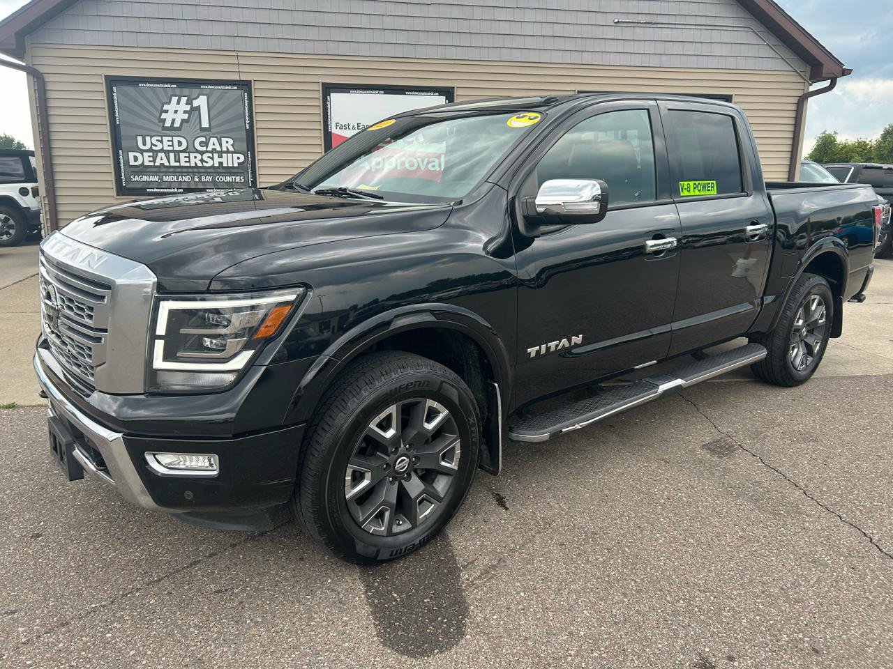 Used 2021 Nissan Titan Platinum Reserve w/ Moonroof Package AWD/4WD image 1