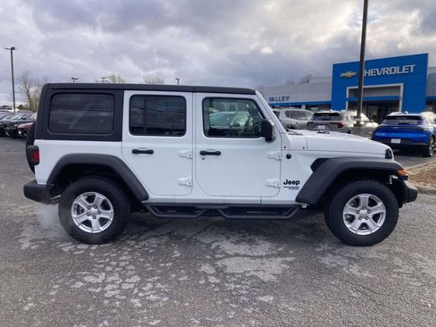 Used 2021 Jeep Wrangler Unlimited Sport image 2