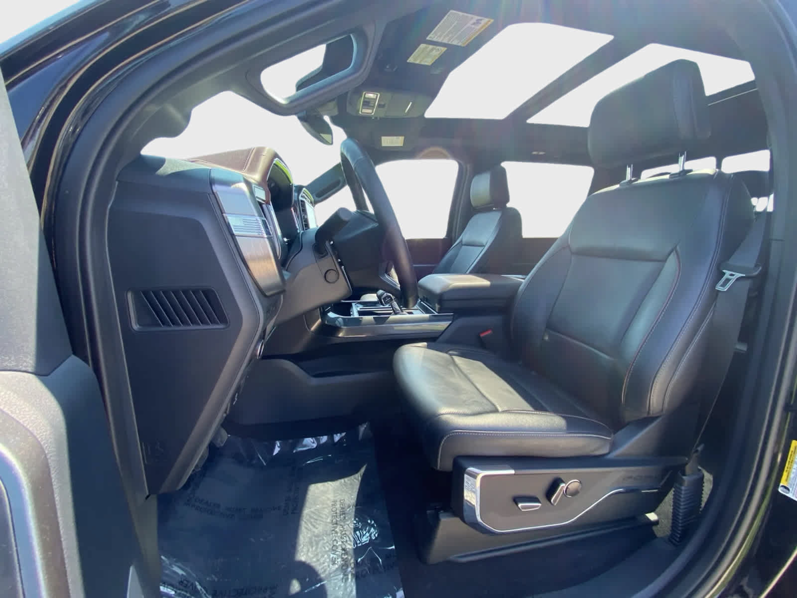 Used 2023 Ford F150 Lariat w/ Equipment Group 502A High AWD/4WD image 12