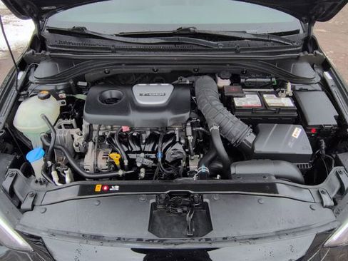 Used 2018 Hyundai Elantra Sport image 31