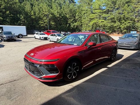 Used 2024 Hyundai Sonata SEL FWD image 3