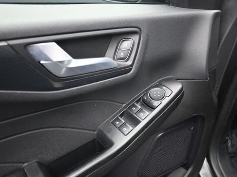 Used 2024 Ford Escape ST-Line FWD image 13
