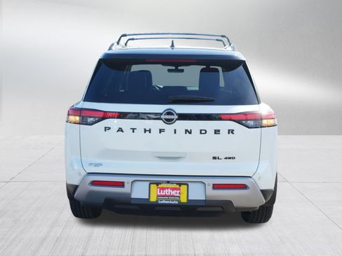 Used 2023 Nissan Pathfinder SL w/ Black Appearance Package AWD/4WD image 6