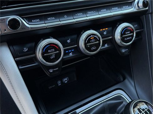 Used 2019 Genesis G70 2.0T Sport image 19