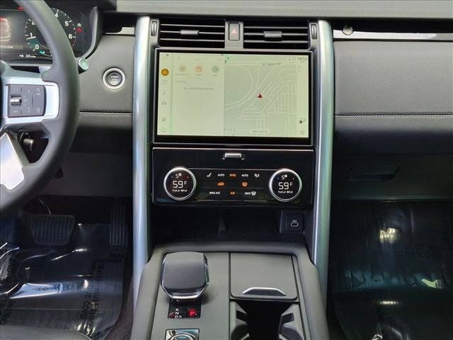 Used 2025 Land Rover Discovery S AWD/4WD image 15
