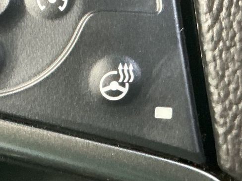 Used 2019 Chevrolet Suburban Premier image 51