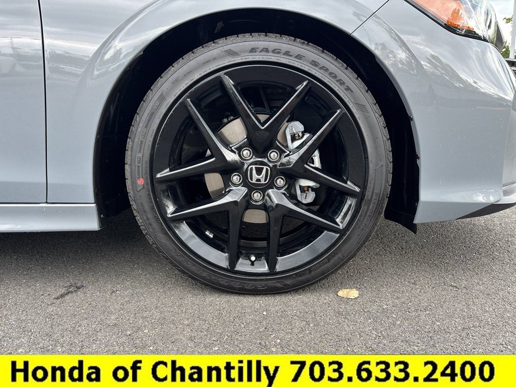 Used 2026 Honda Civic Sport image 32