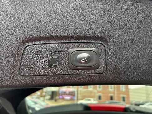 Used 2017 Lincoln MKC Premiere image 13