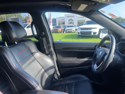 Certified 2021 Jeep Grand Cherokee Trailhawk w/ Trailhawk Luxury Group AWD/4WD image 14