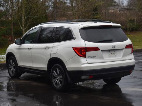Used 2016 Honda Pilot EX image 5