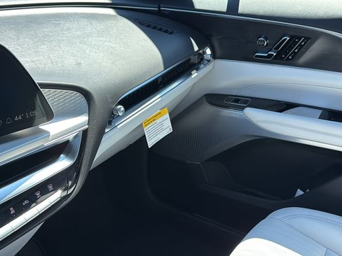 New 2026 Cadillac Lyriq Premium Luxury w/ LPO, Floor Liner Package AWD/4WD image 24