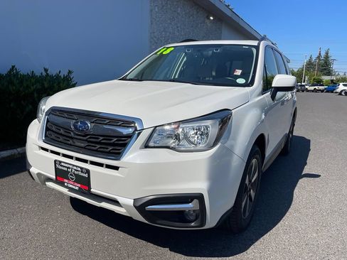 Used 2018 Subaru Forester 2.5i Premium AWD/4WD image 2