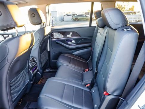 Used 2024 Mercedes-Benz GLS 450 4MATIC image 20