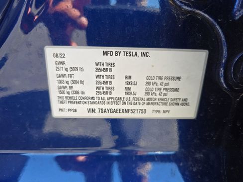 Used 2022 Tesla Model Y Long Range AWD/4WD image 29