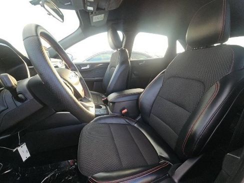 Used 2024 Ford Escape ST-Line image 4