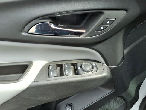 Used 2023 Chevrolet Equinox LT w/ Driver Convenience Package AWD/4WD image 14
