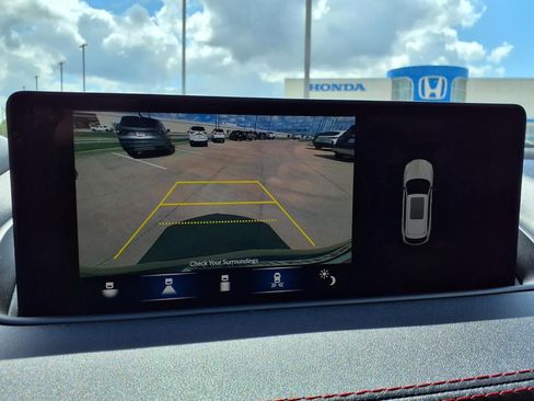 Used 2024 Acura MDX A-Spec image 11