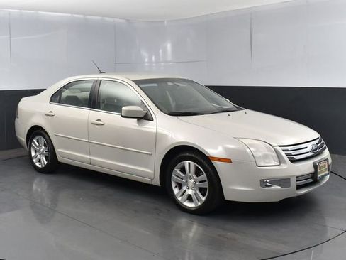 Used 2008 Ford Fusion SEL FWD image 1