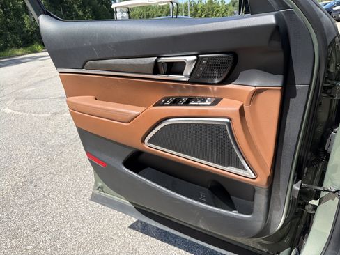 Certified 2025 Kia Telluride SX Prestige X-Line AWD/4WD image 16