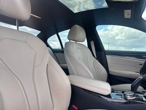 Used 2018 BMW 530i RWD image 20