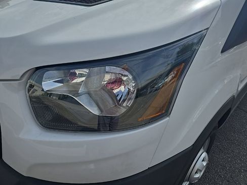 New 2025 Ford Transit 250 Base image 28